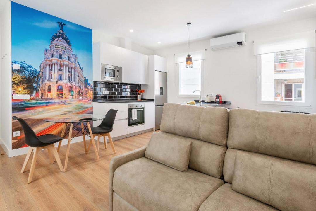 1 Bedroom 1 Bathroom Furnished - Salamanca - Modern - Mintystay Madryt Zewnętrze zdjęcie
