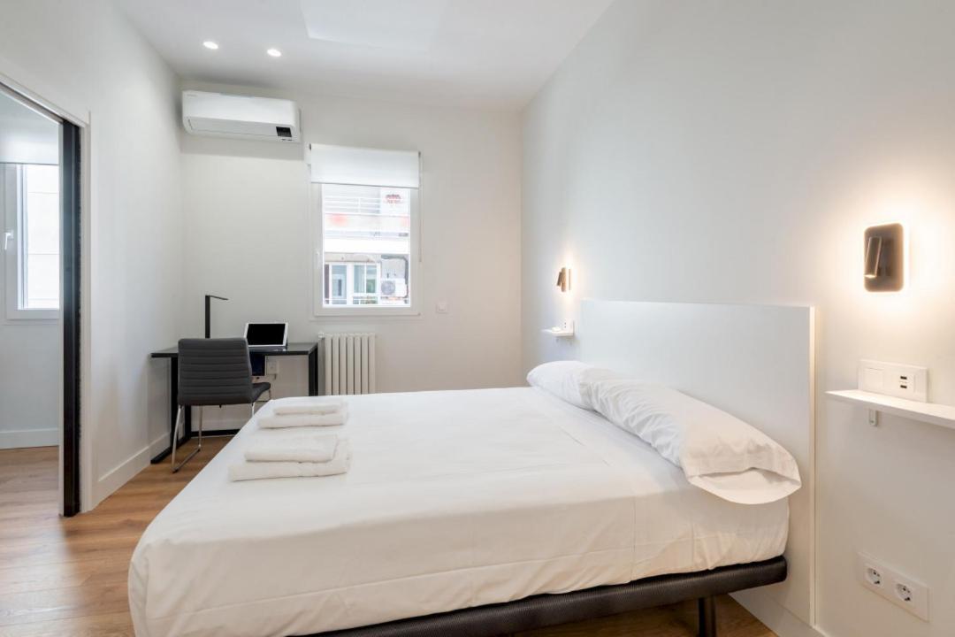 1 Bedroom 1 Bathroom Furnished - Salamanca - Modern - Mintystay Madryt Zewnętrze zdjęcie