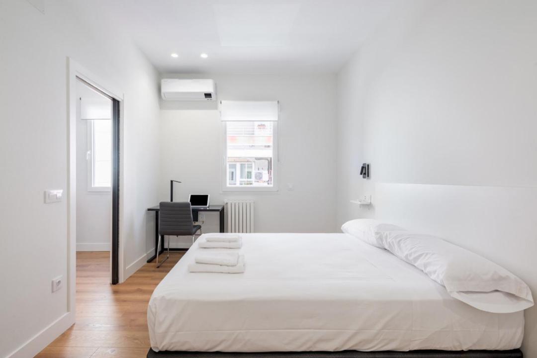 1 Bedroom 1 Bathroom Furnished - Salamanca - Modern - Mintystay Madryt Zewnętrze zdjęcie